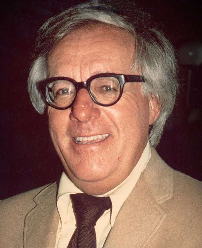 Ray Bradbury était un auteur de science-fiction génial ! Entretien avec Hubert Prolongeau qui a dirigé D'un monde l'autre, recueil de ses principaux romans et recueils !